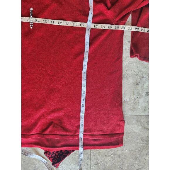 S40 Heart N Crush sweater with attached scarf - Picture 10 of 12